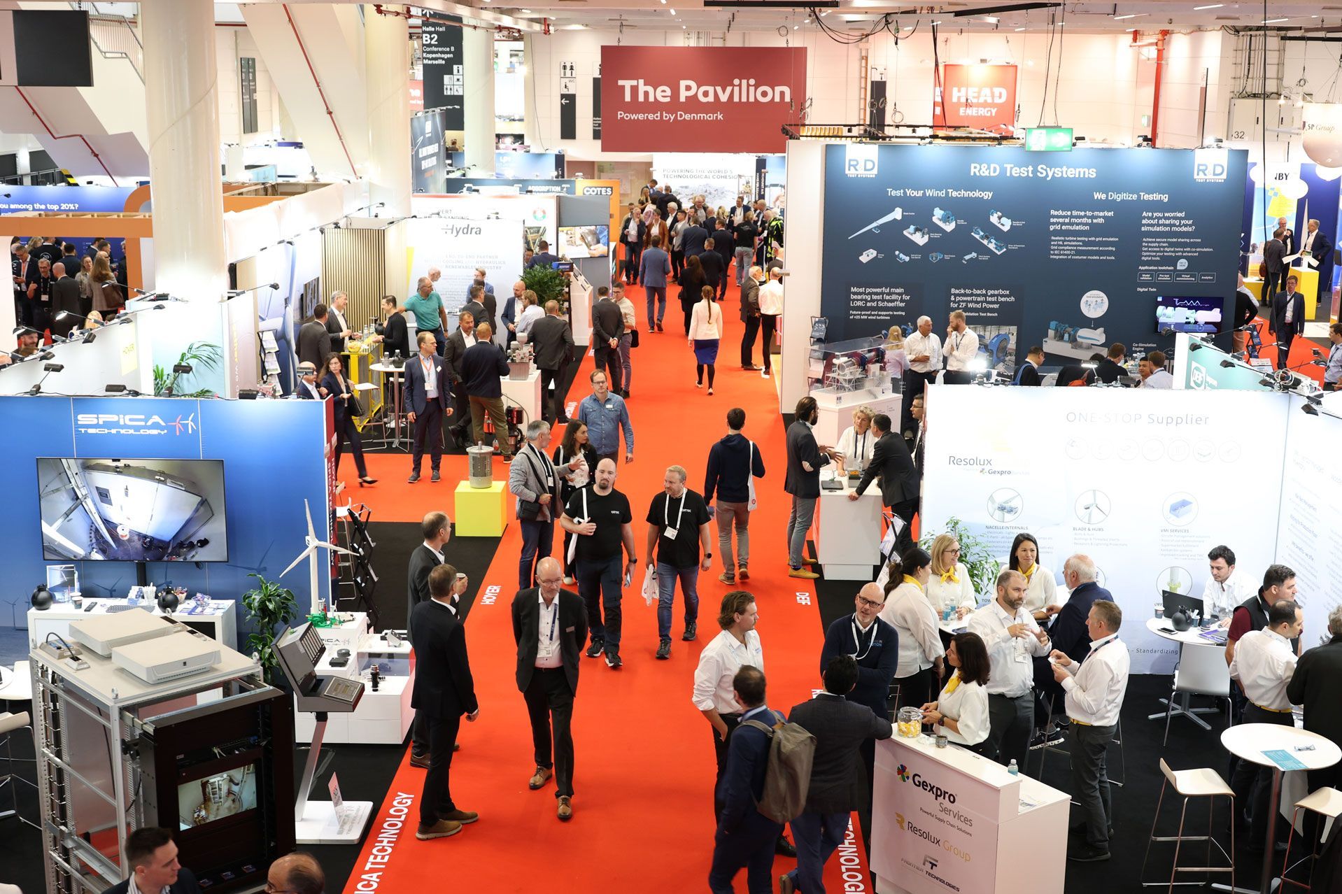 Salon professionnel WindEnergy Hamburg avec des exposants internationaux