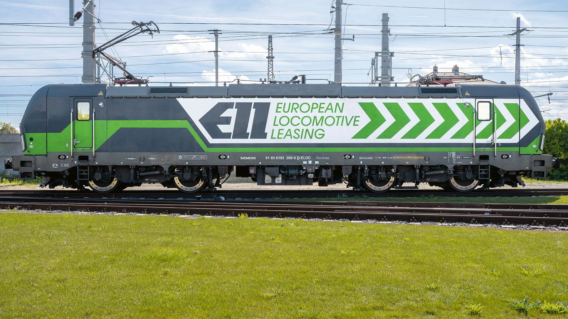 ELL Austria GmbH 250 locomotive