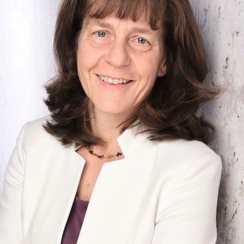 Dr. Flora Beiche-Scholz, Managing Director of ALK-Abelló Arzneimittel GmbH