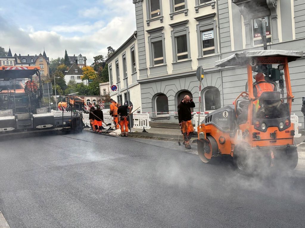 Aszfalt aprómunkával