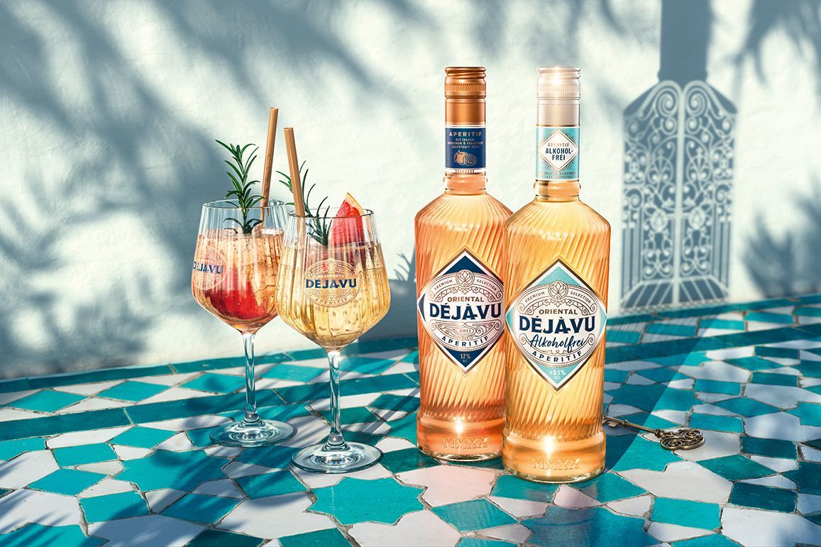 Schwarze und Schlichte GmbH & Co. KG Verkwikkende Aperitief: Déjà-Vu