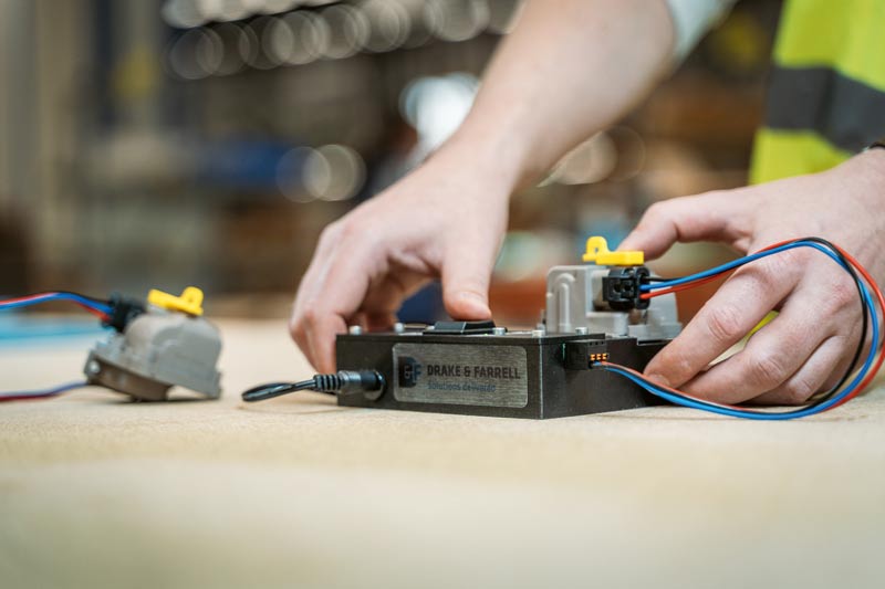 Drake & Farrell Hardver Teszt