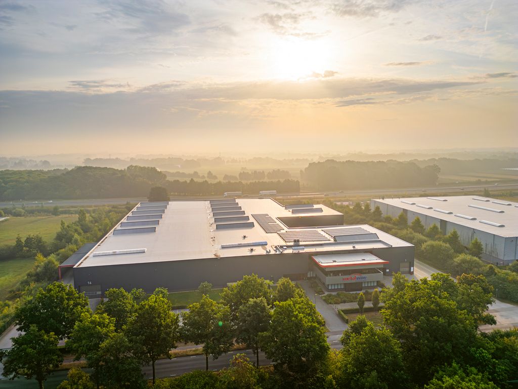 "Wire is our common thread"