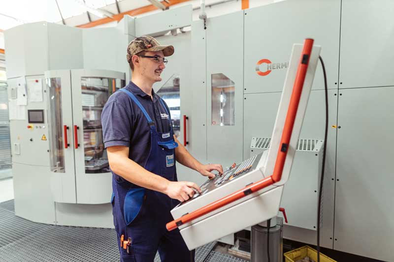 Bauer Gépek - Mechanikus Gyártás